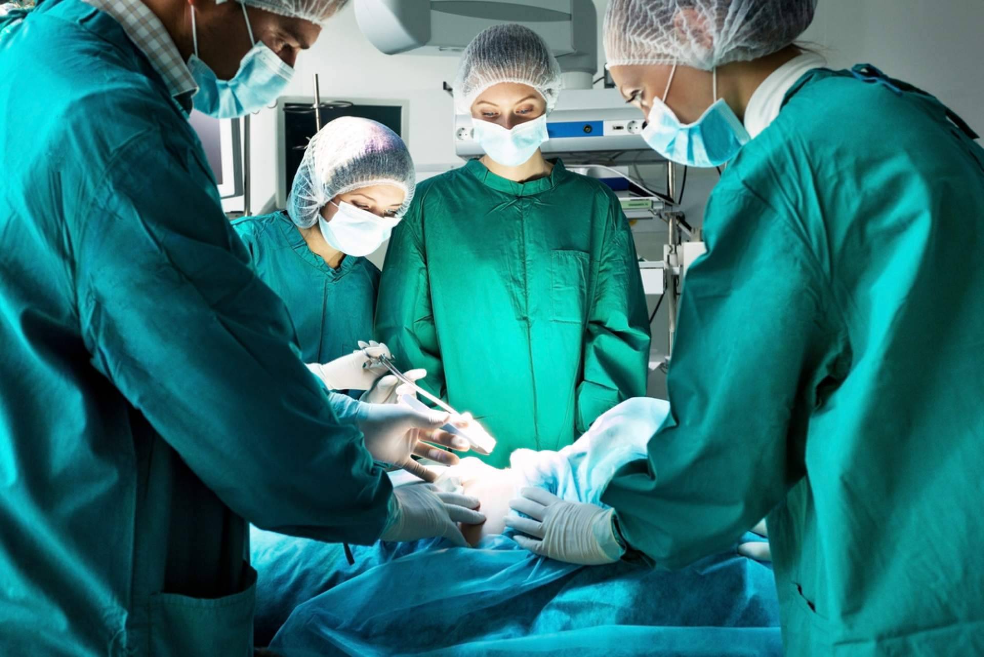 Urología Integral NSR lidera avances de la cirugía robótica y laparoscópica en patologías urológicas