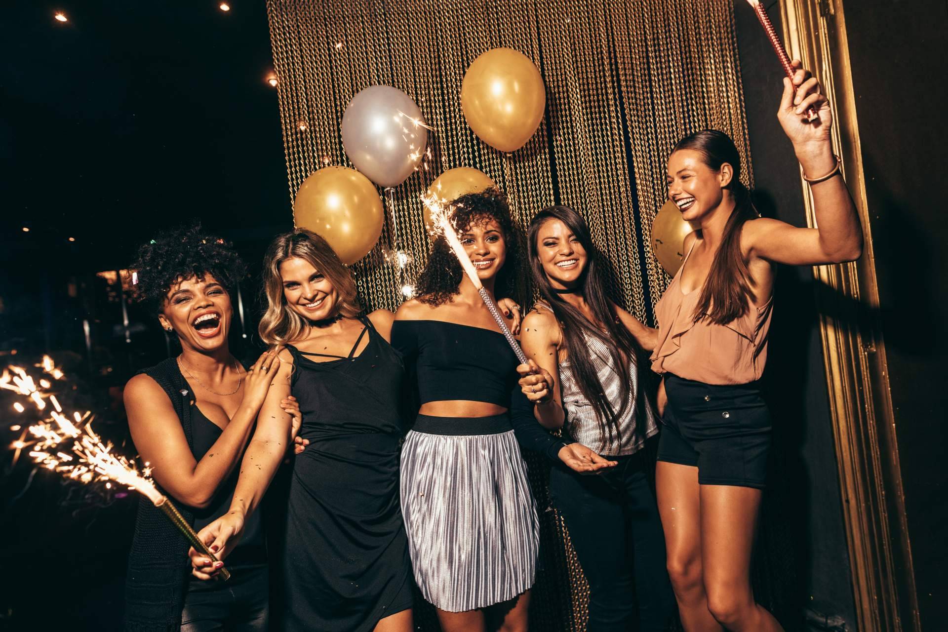 Barcelona Noche explica cómo organizar una despedida de soltera en Barcelona