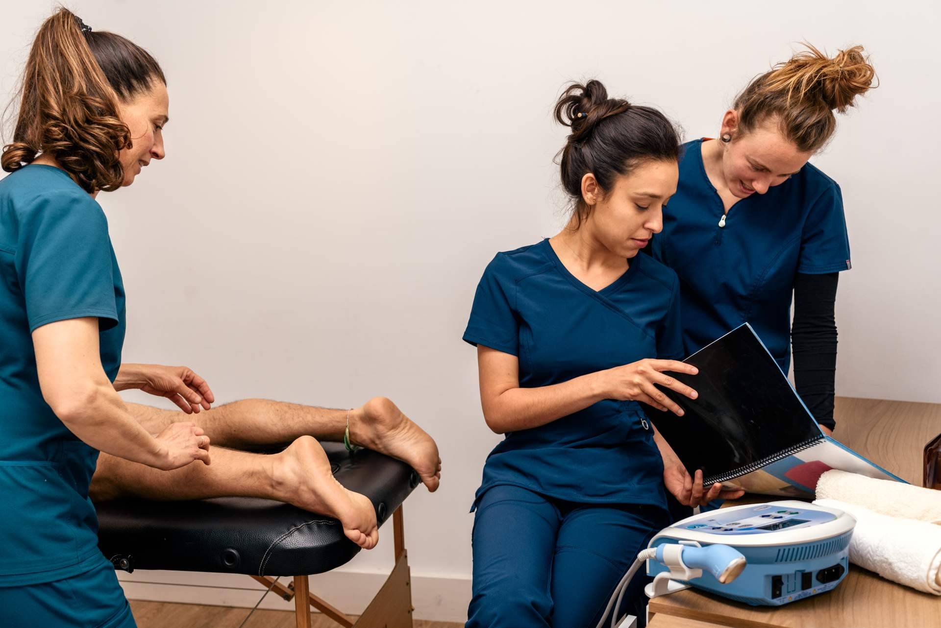 Encontrar a especialistas en ondas de choque en fisioterapia con Maisonnave Urban Human Clinic