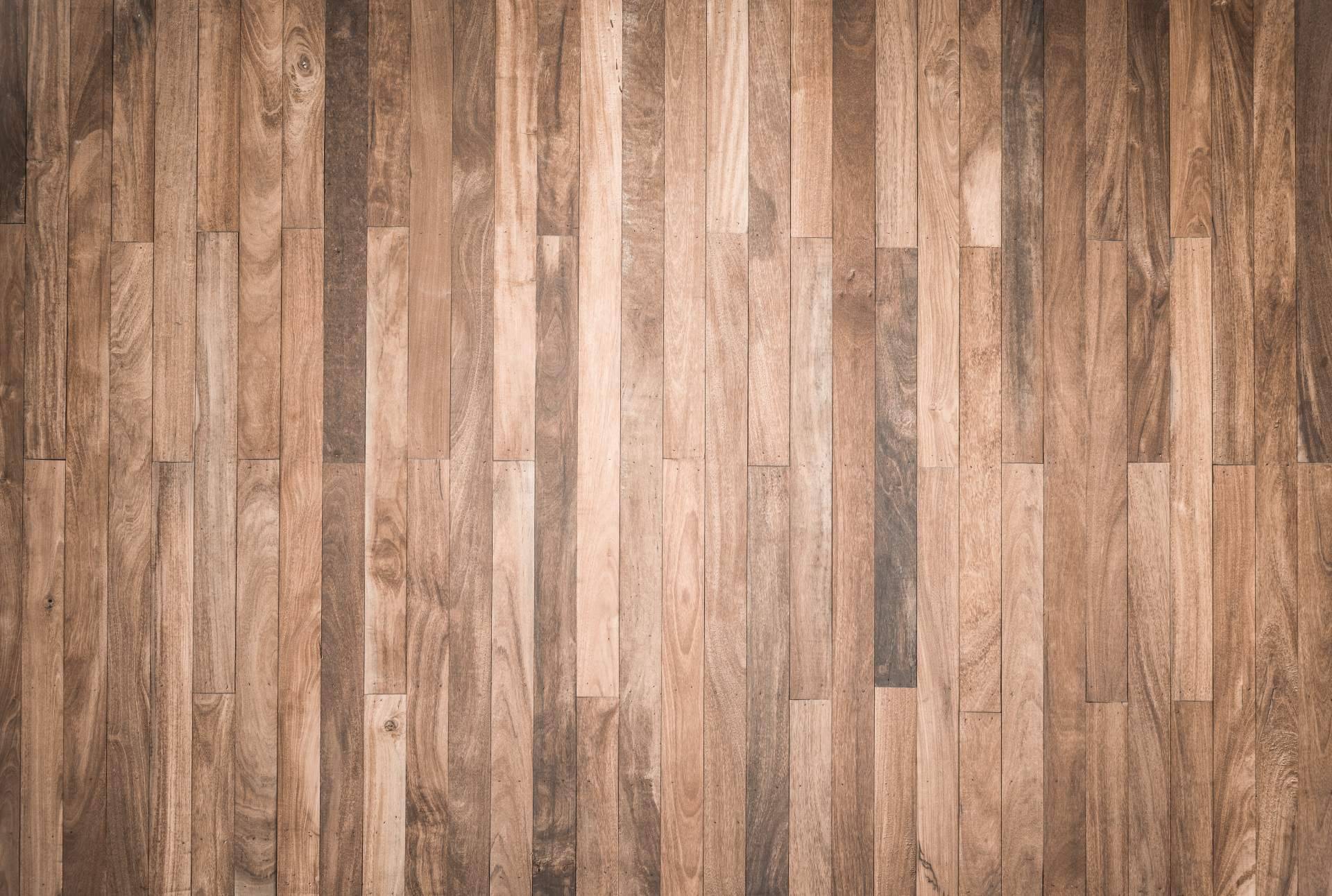 Las principales diferencias entre la limpieza de un suelo de madera y uno laminado