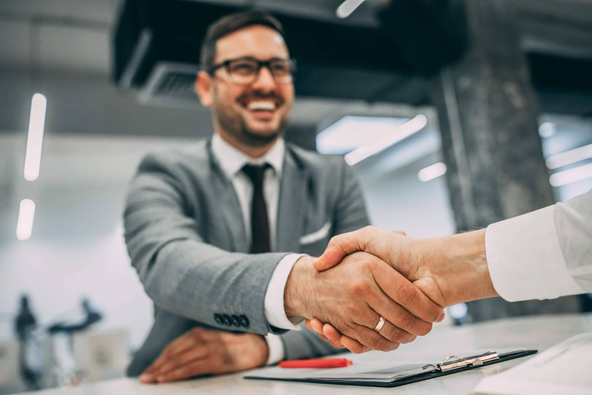 La importancia de la asesoría fiscal y contable para el éxito de una empresa, con Elite Wave Assessors