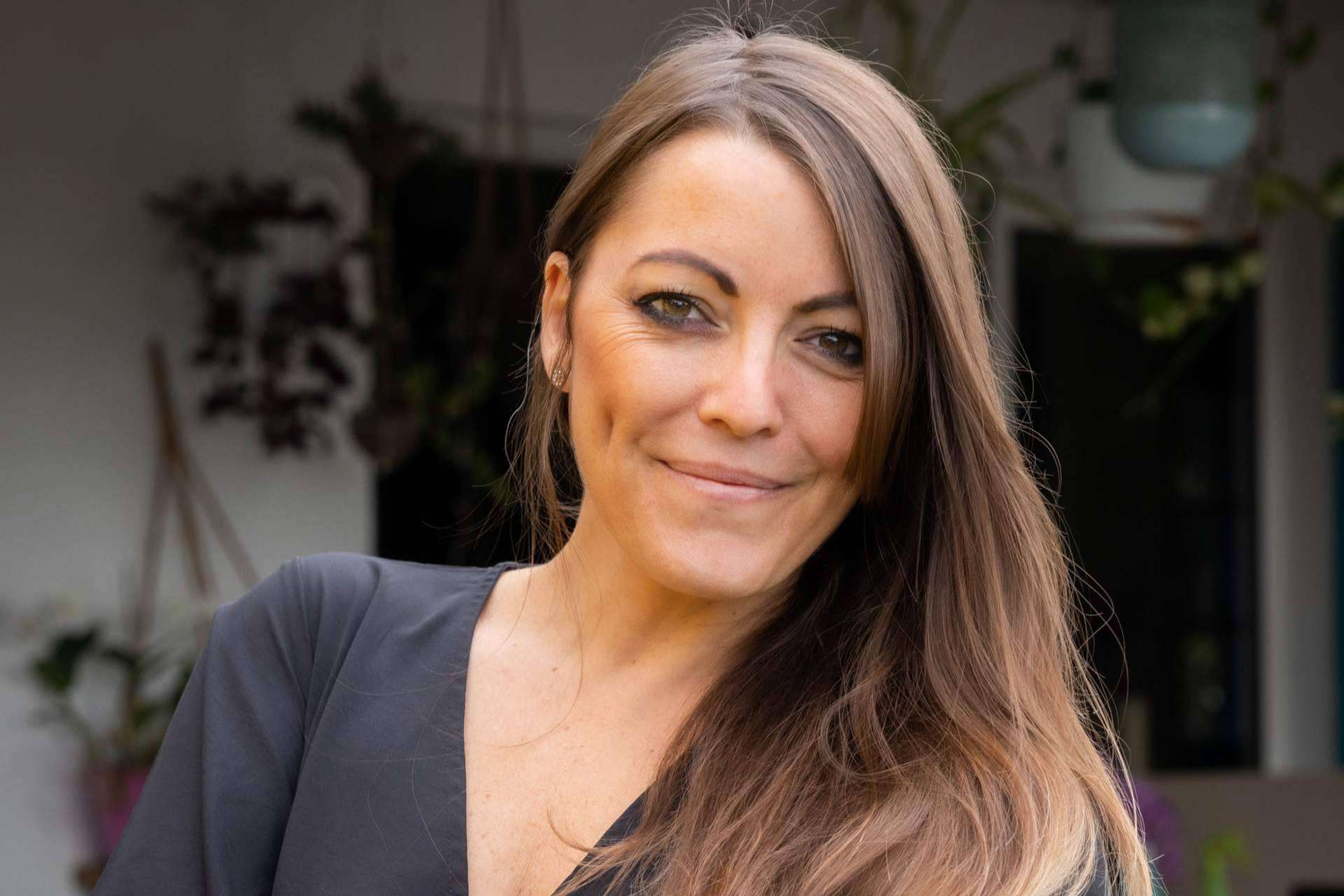 El entrenamiento de Feminización de la voz y sus 5 pilares