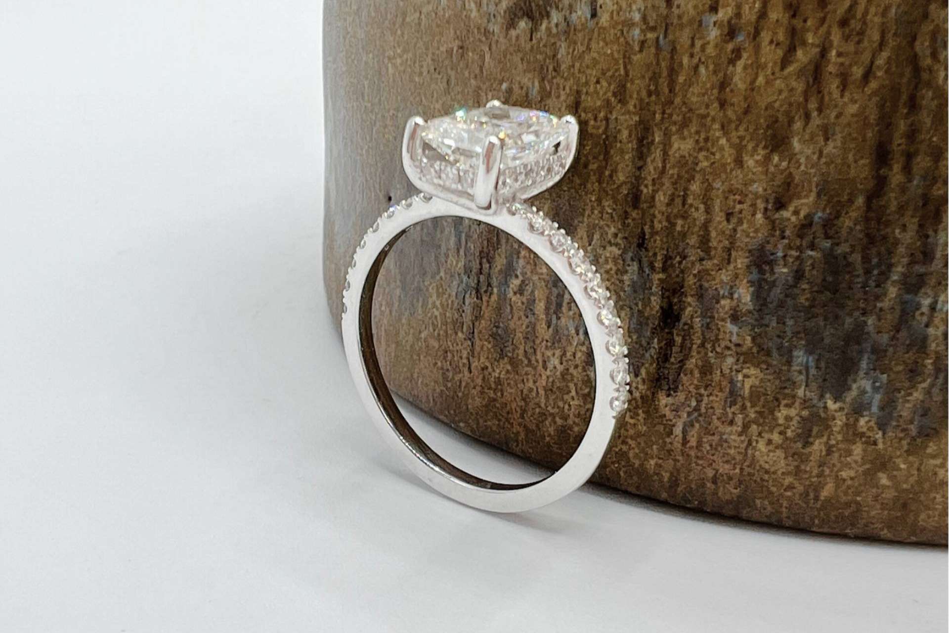 Diana, el anillo de compromiso con una esencia especial de Mimoke