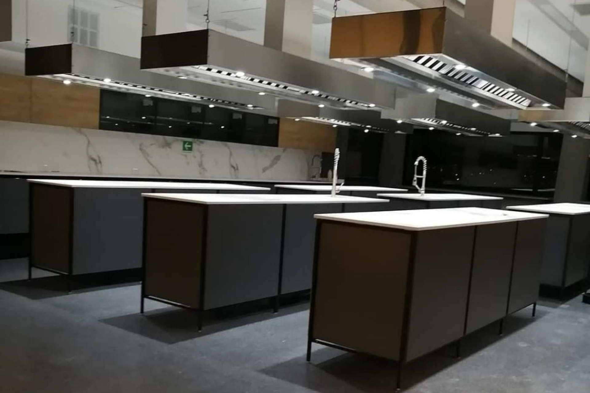 Grupo Industrial dispone de campanas industriales para ventilación eficiente en gastronomía