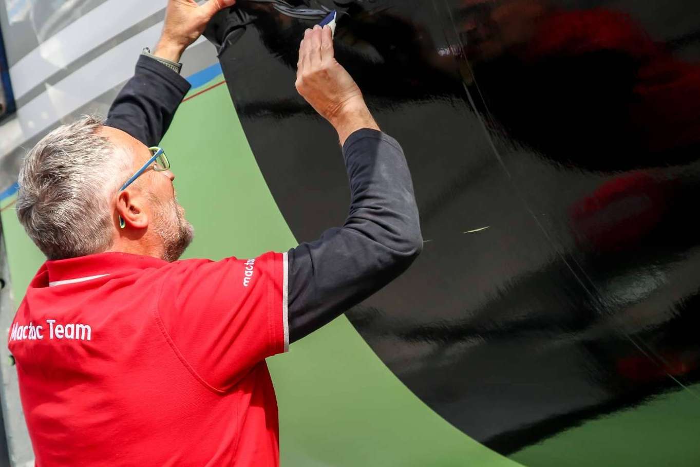 Nautic Services ofrece el antifouling ecológico Macglide