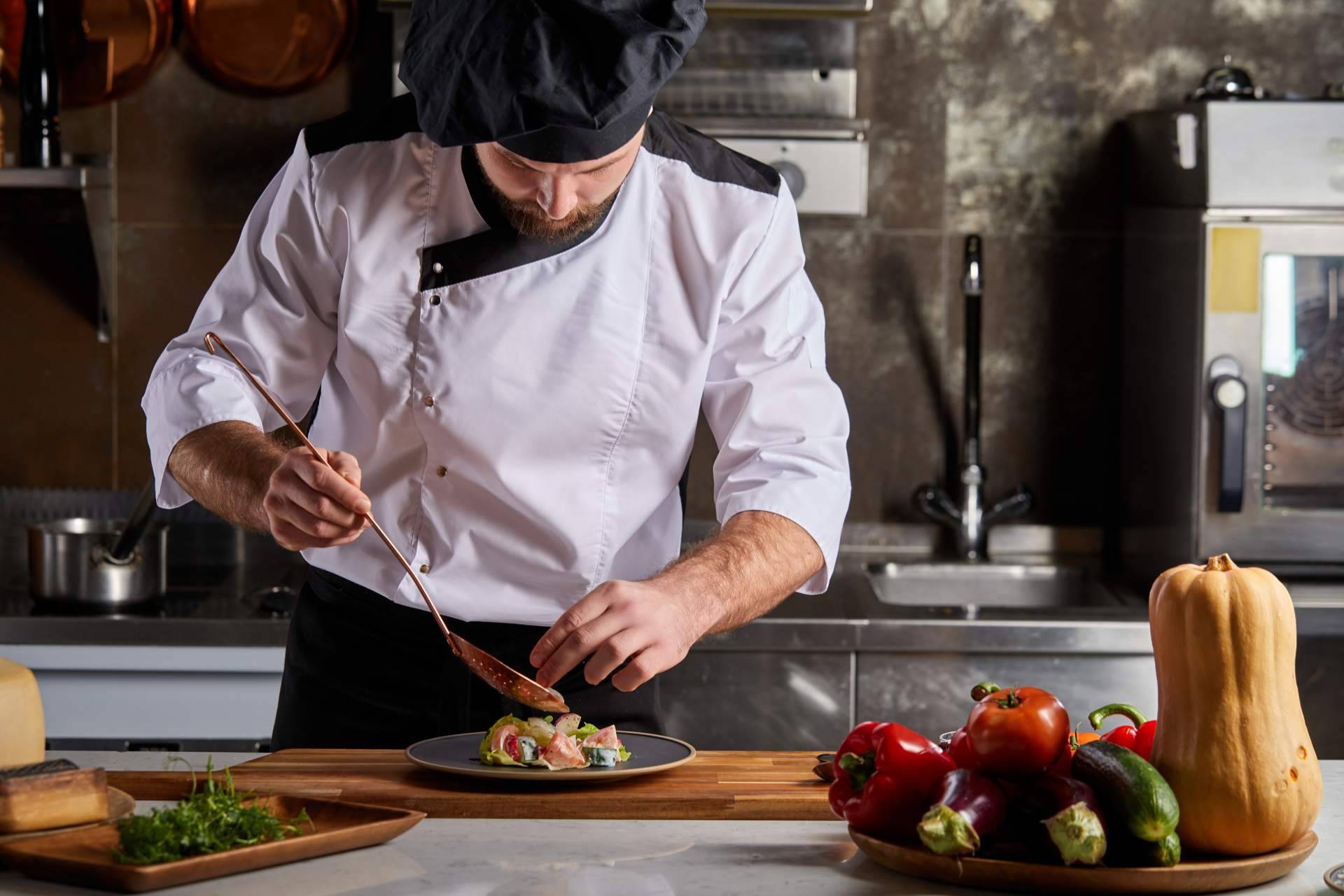Marcan tendencia las chaquetillas de cocinero