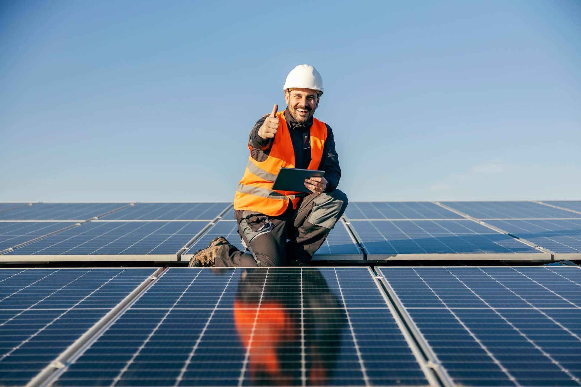 ¿Es viable la instalación de placas solares en áreas limitadas?