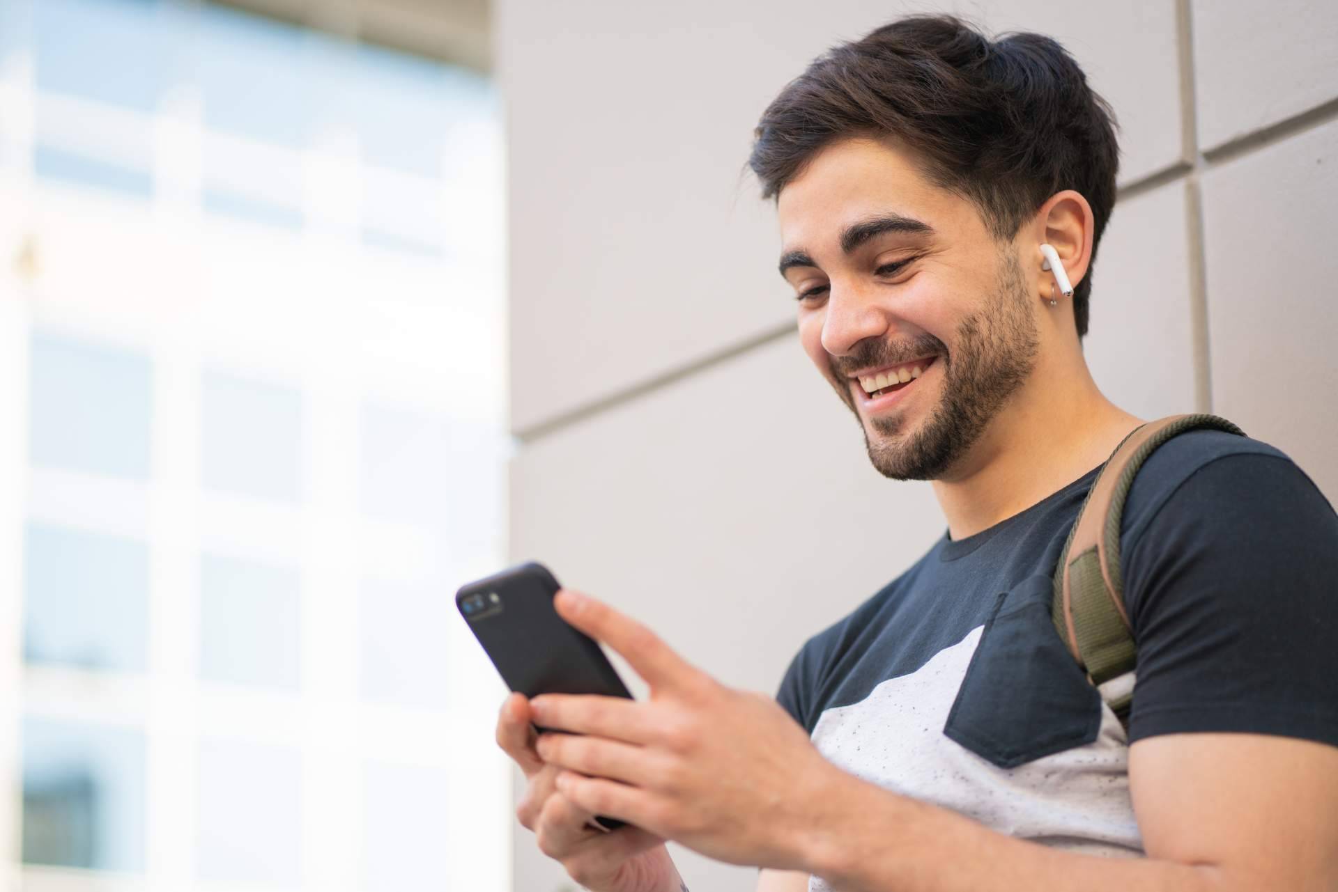 Revolución de la comunicación interna y el fin del uso del teléfono personal en el trabajo con Ommnio