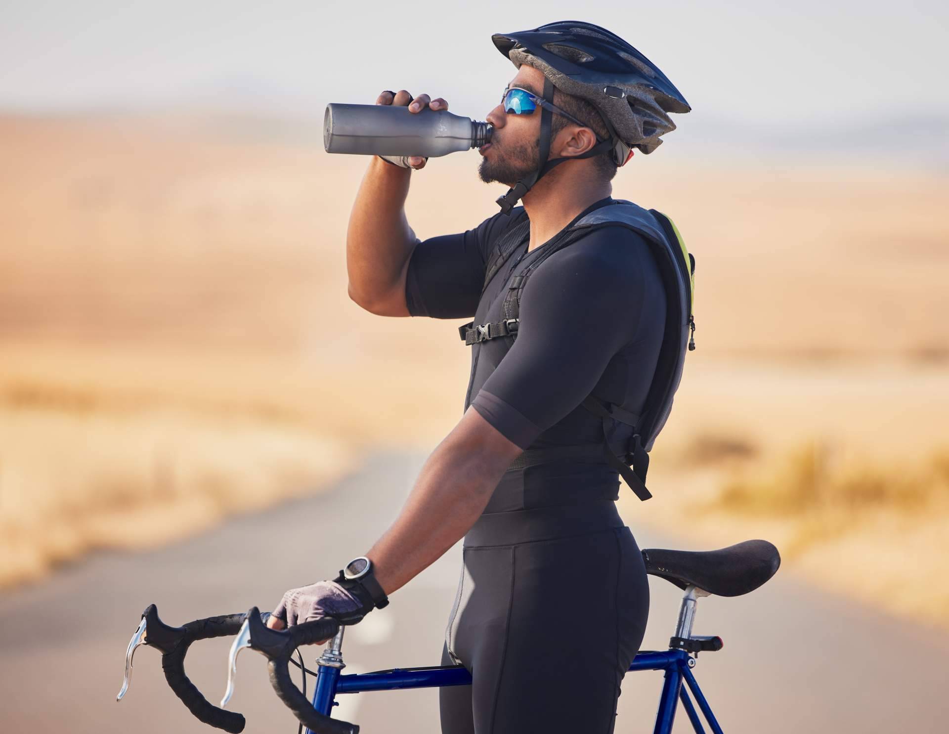 Qué productos se deben consumir durante la práctica del ciclismo