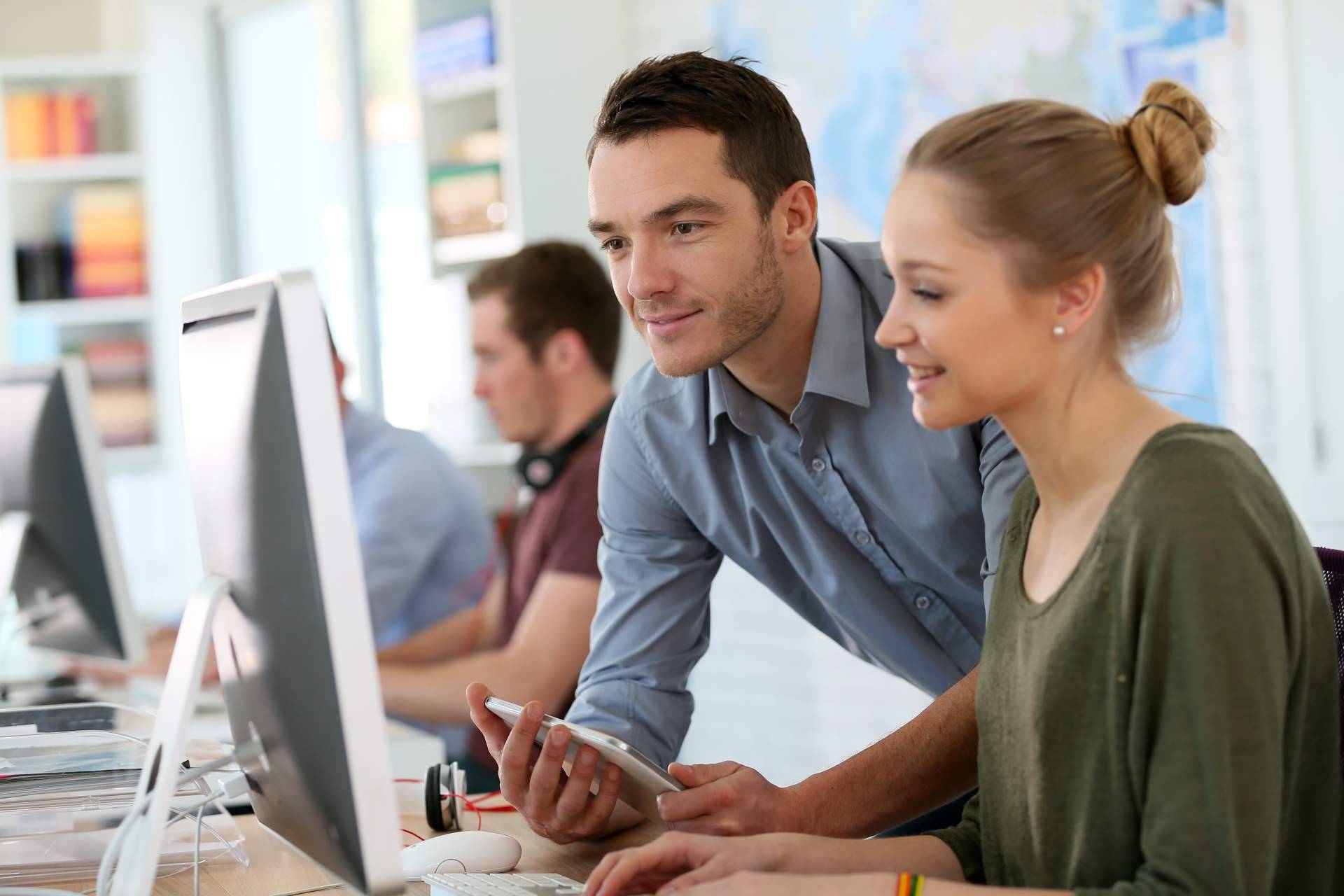 Becadvisor une a empresas y becarios para el éxito mutuo