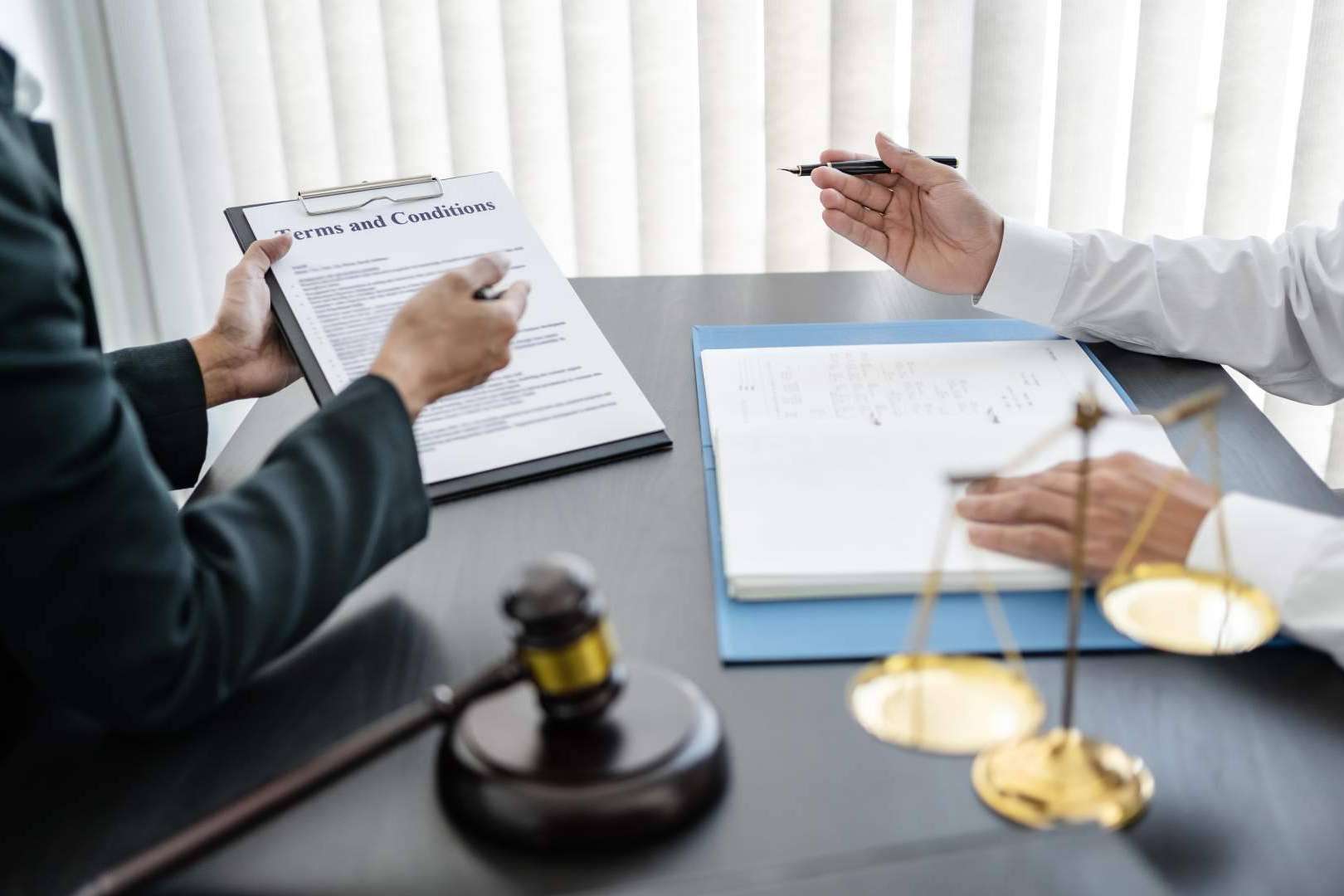 ¿Se puede despedir a un trabajador en el mes de agosto?