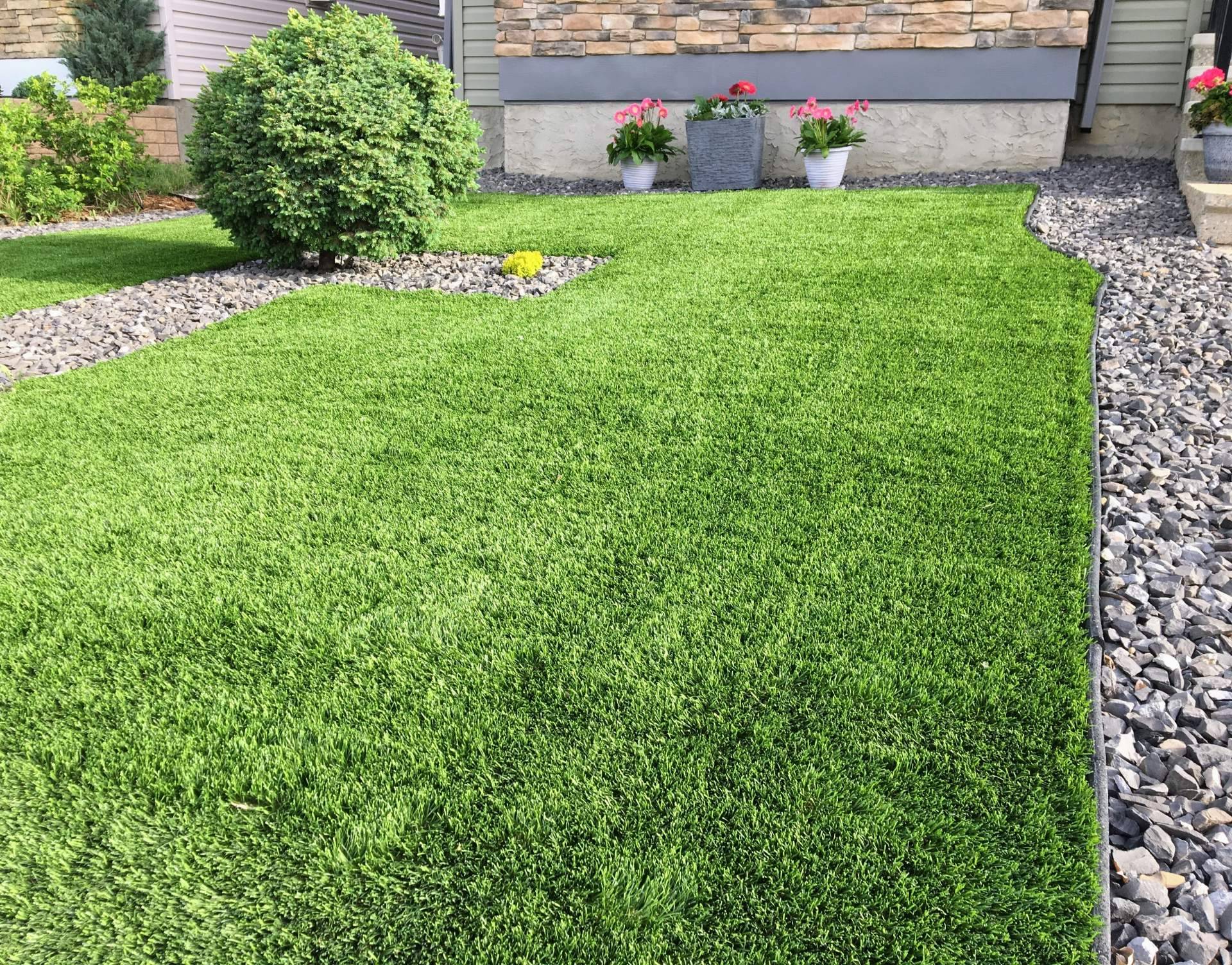 Desarrollo de jardines con césped artificial con Eurocesped