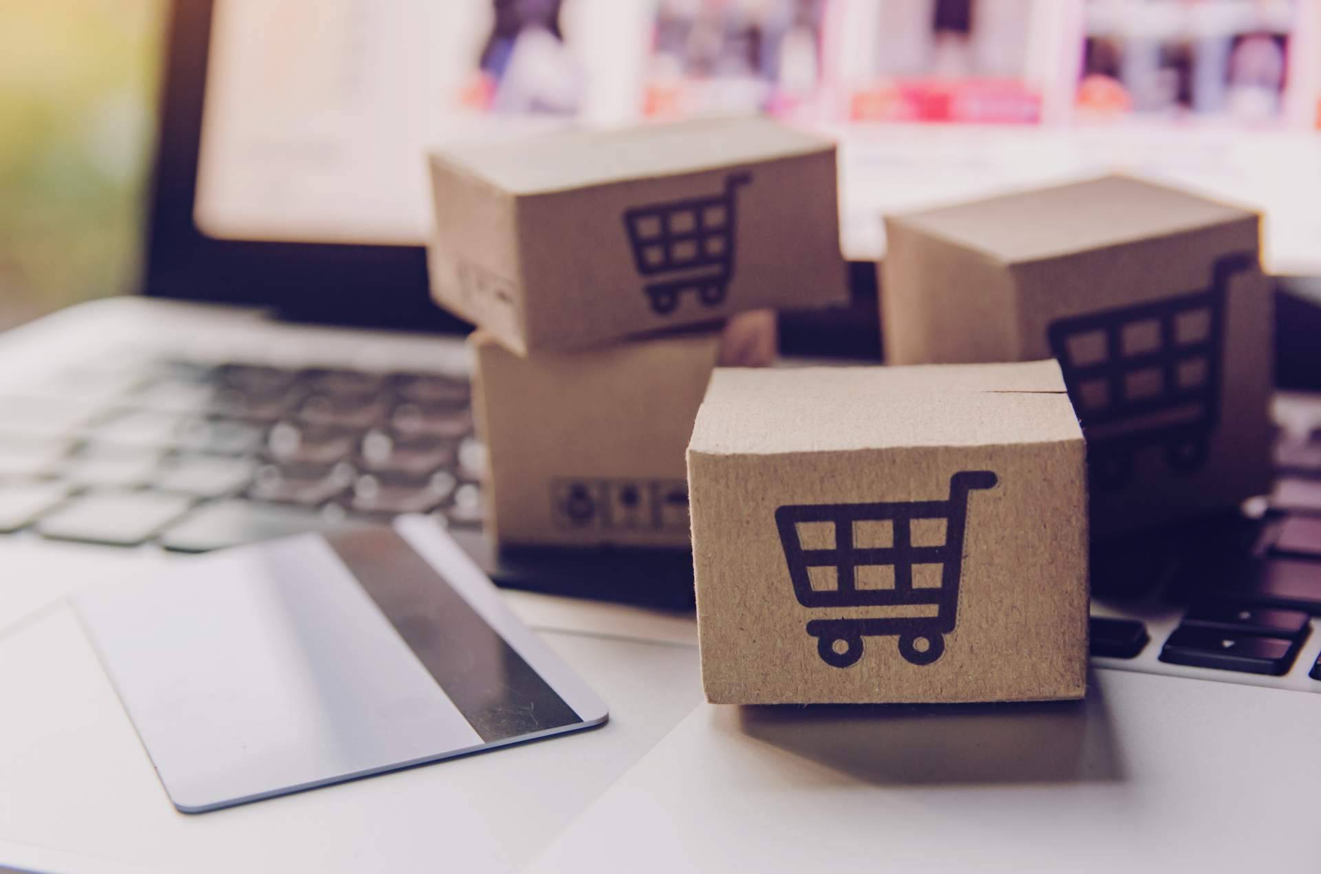 Acciones gratuitas para vender online, ¿por qué son importantes?