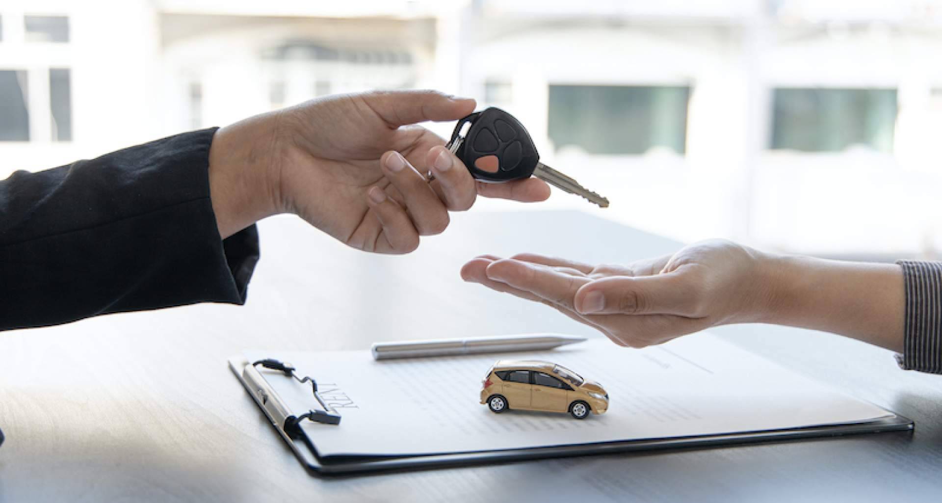 ¿Cómo funciona el renting coches de Smile Rent Europa?