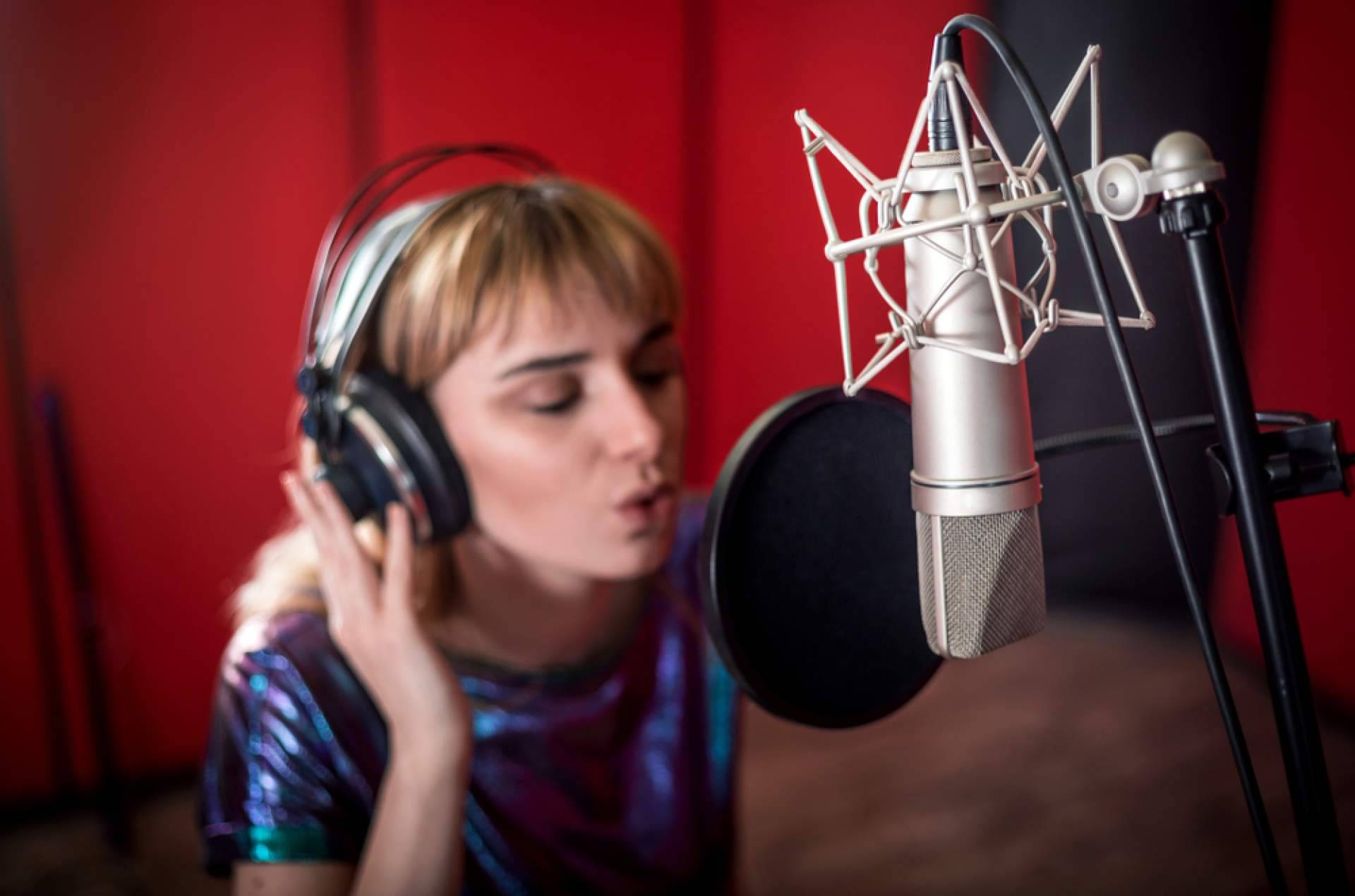 AITUTAKI permite a los autores realizar un audiolibro profesional