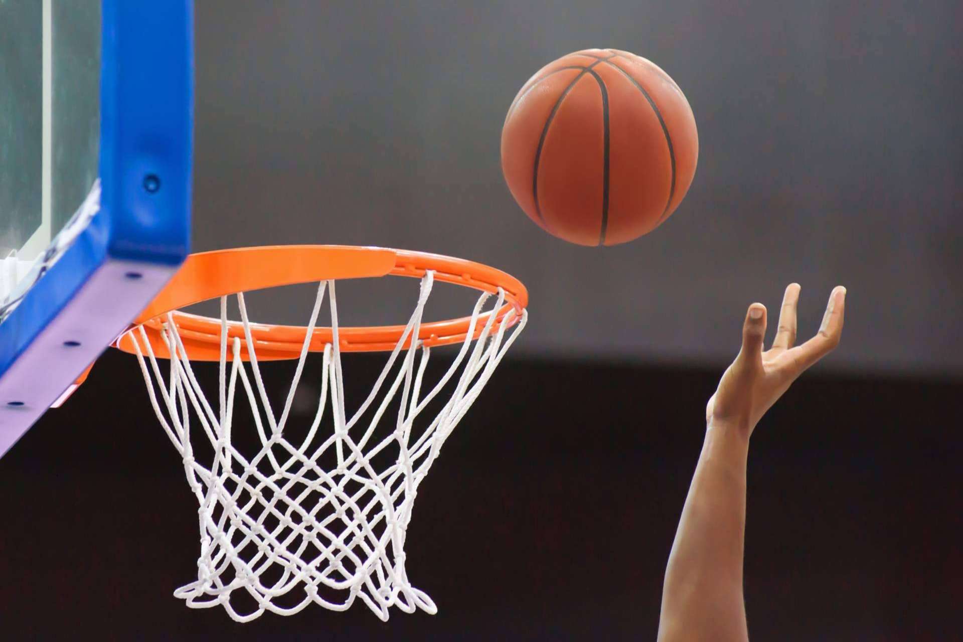 ¿En qué se basa la tecnificación del baloncesto de ITW Sports?