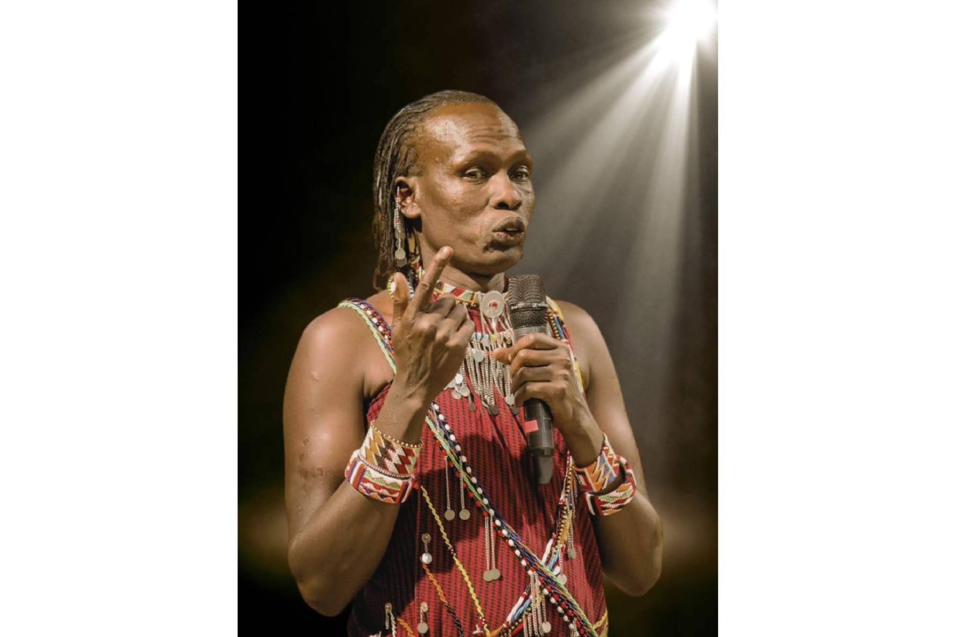 ¿Quién es William Kikanae, líder de los Masái y conferenciante en Helpers Speakers?