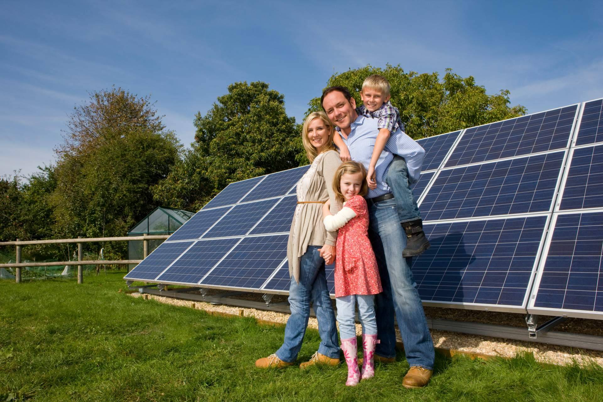 Made In Málaga y PESYR I+D, expertos en fotovoltaica y ahorro de energía