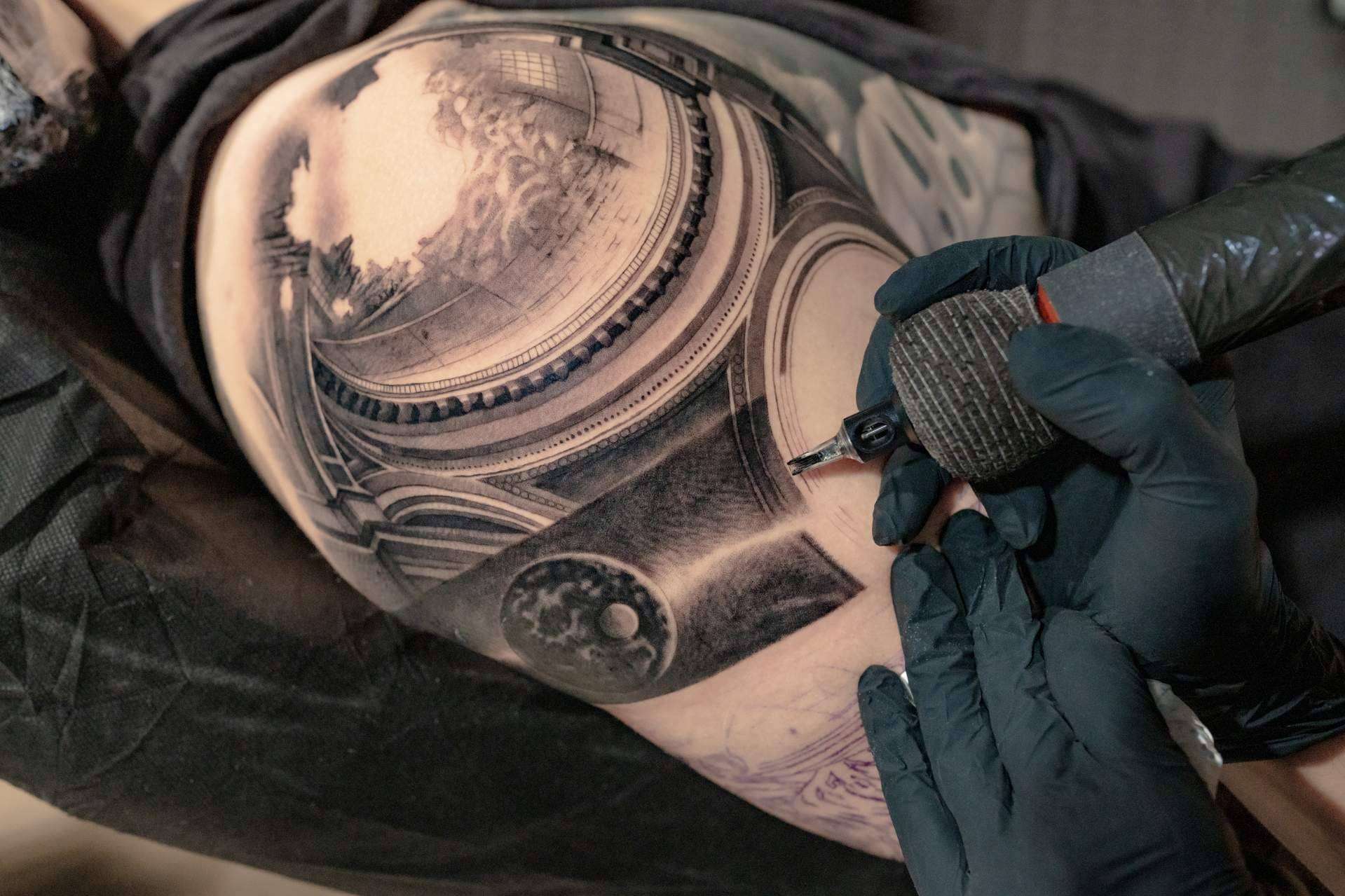 Habbility y sus clases de realismo tatuajes brazo entero hombre sin causar daños en la piel