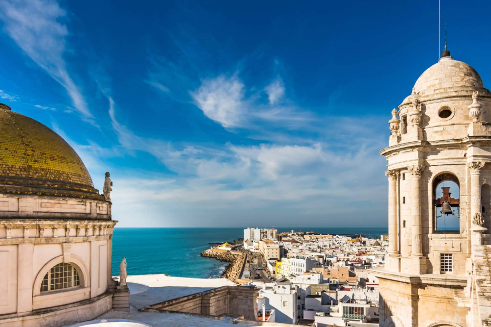 Conocer todos los rincones de Cádiz con Smart Local Tour