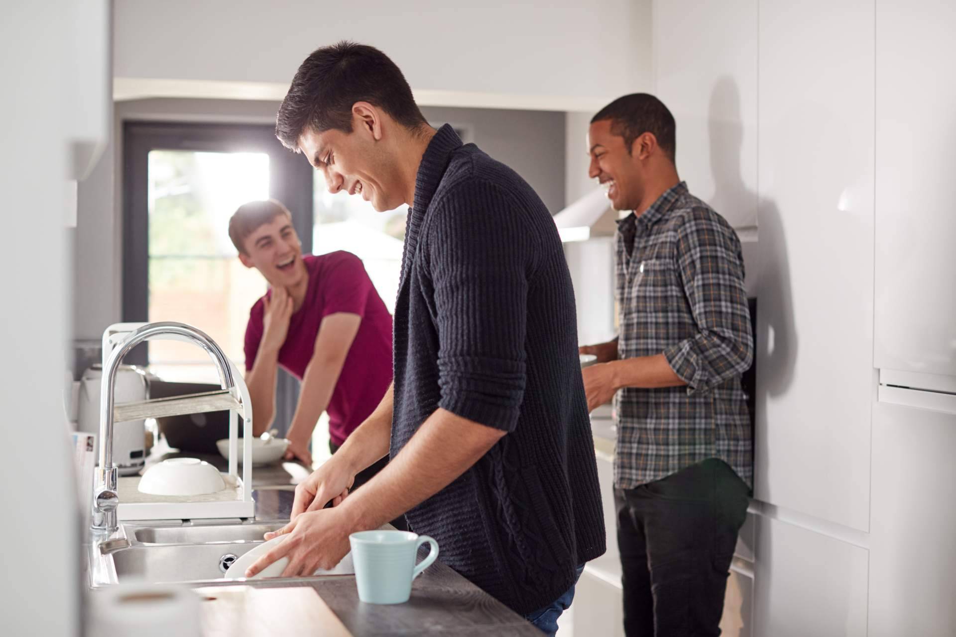 Una solución para quienes buscan un piso de estudiantes en Madrid es DFLAT