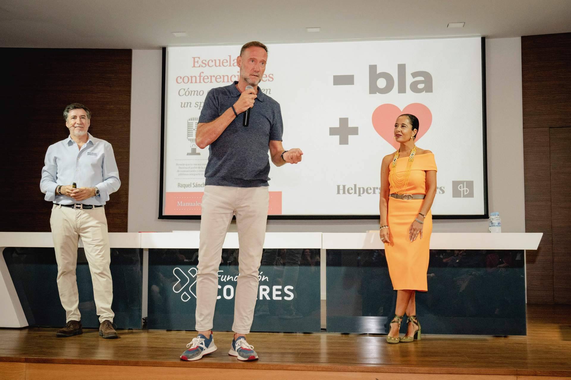 La presentación del libro 'Escuela de Conferenciantes' de Helpers Speakers fue un éxito