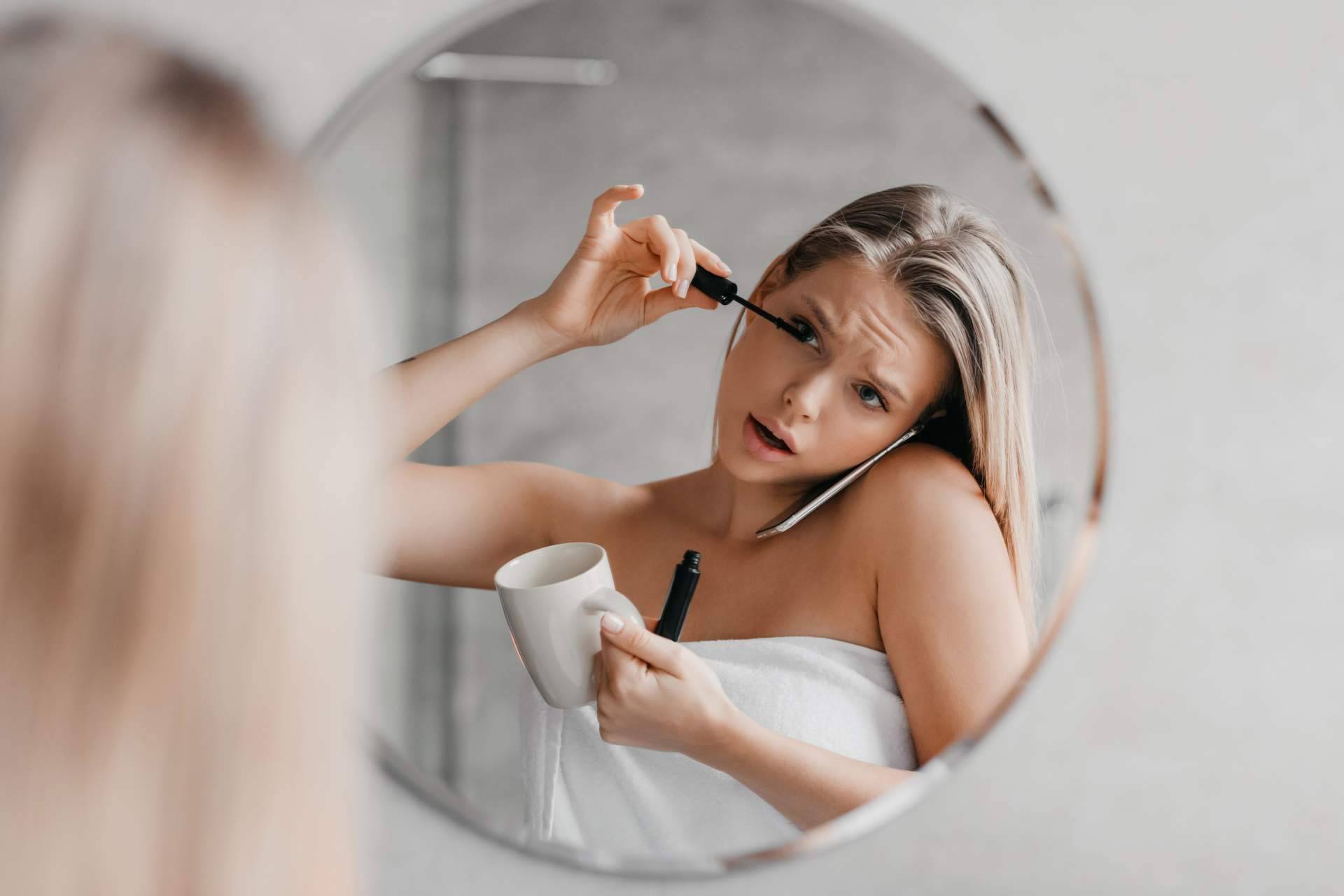 ¿Cuánto tiempo se pierde peinando un cabello rebelde cada mañana?