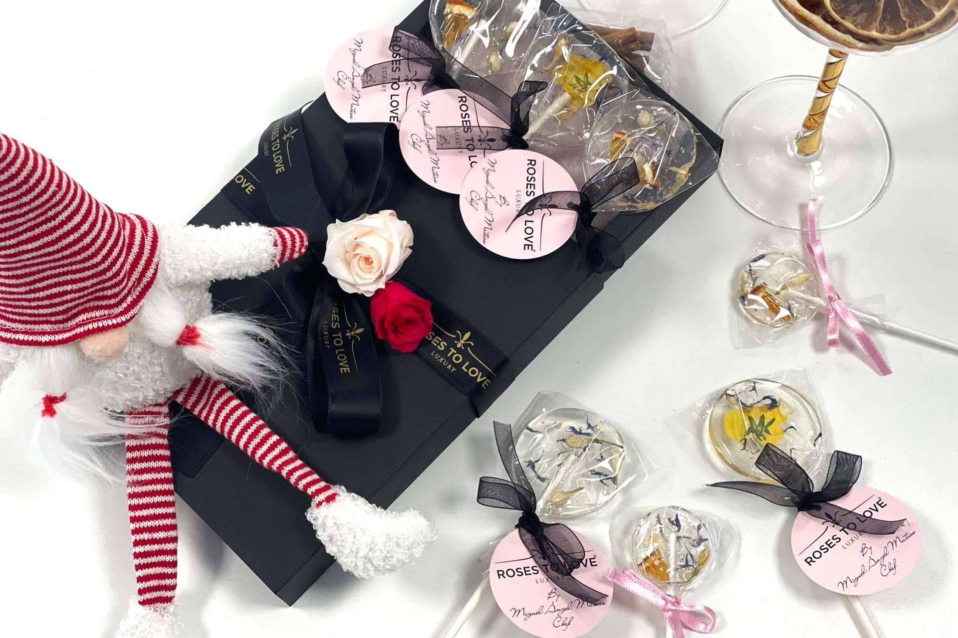 Pequeños placeres con Roses to Love, piruletas de flores comestibles