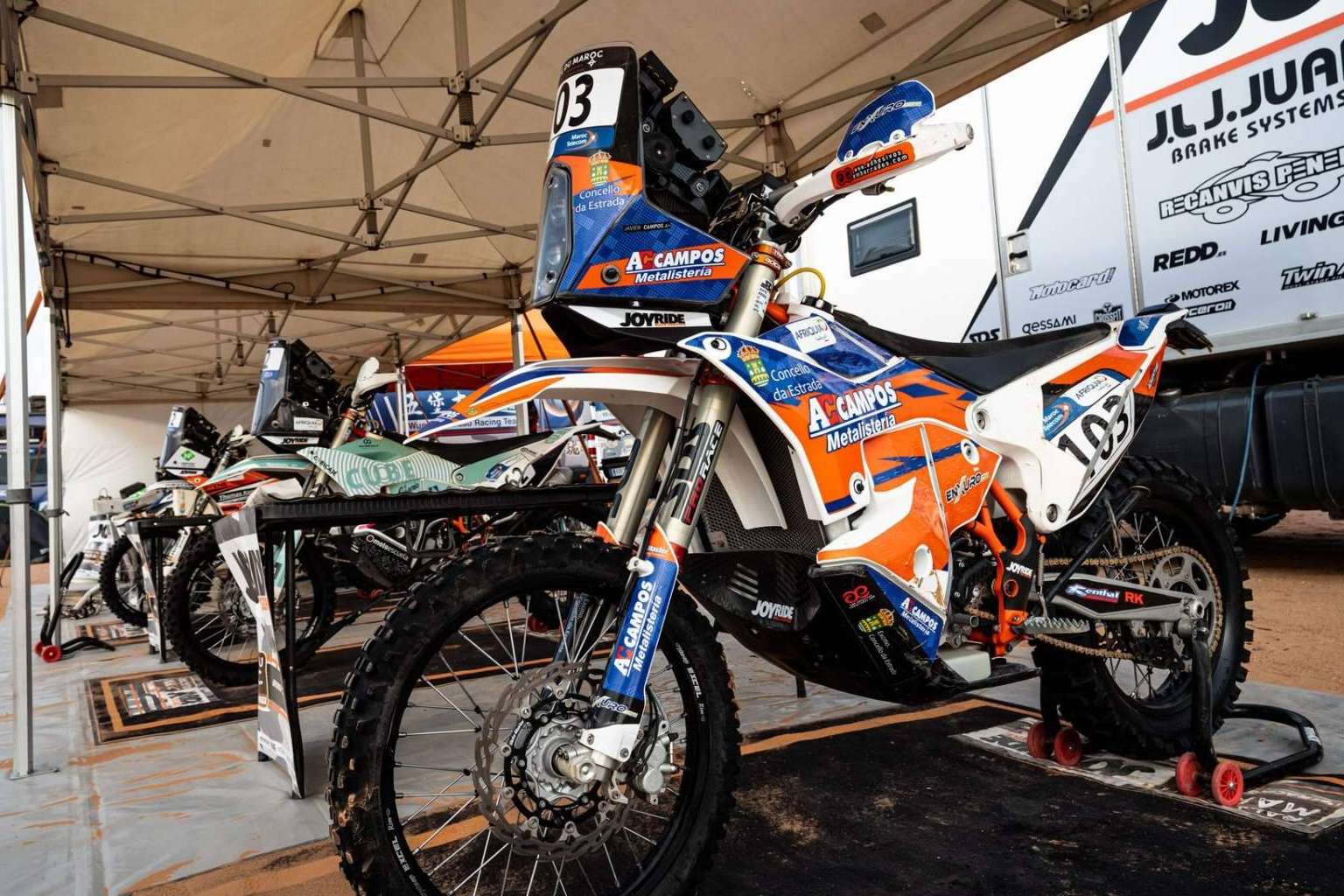 ADHESIVOSEMBARRADOS y sus adhesivos para motocross personalizados