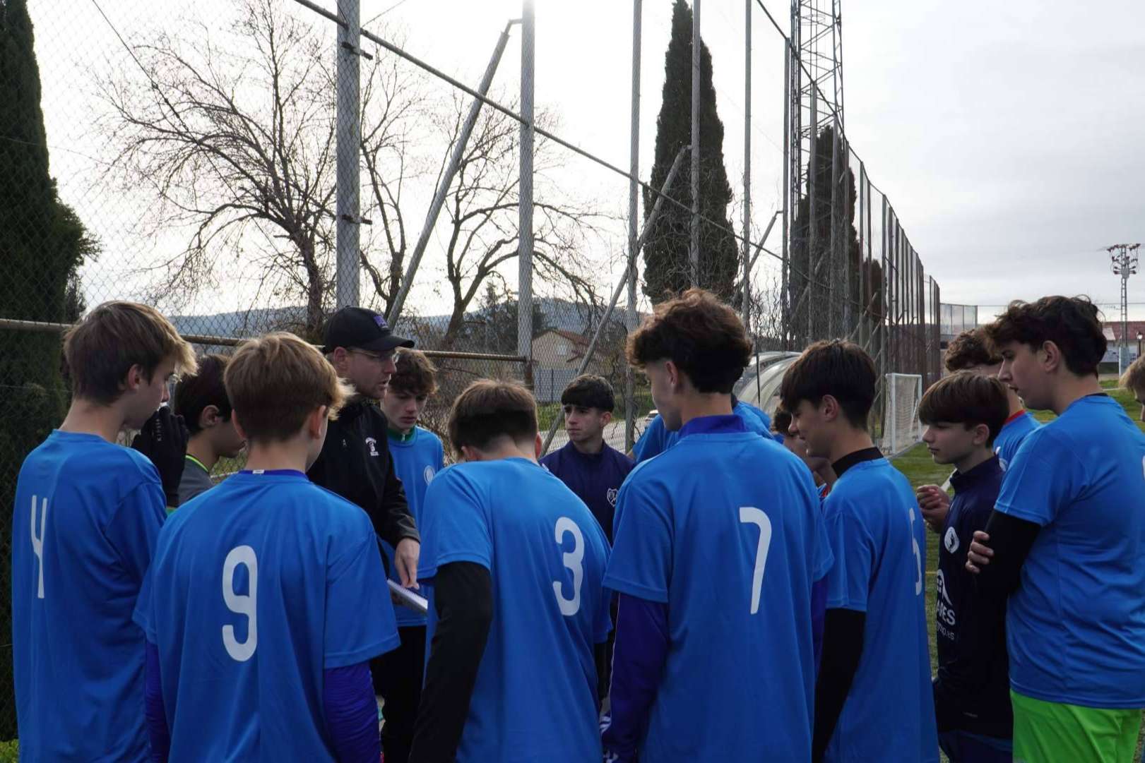 Deaquiparafuera revoluciona a media España con su evento American Youth Draft