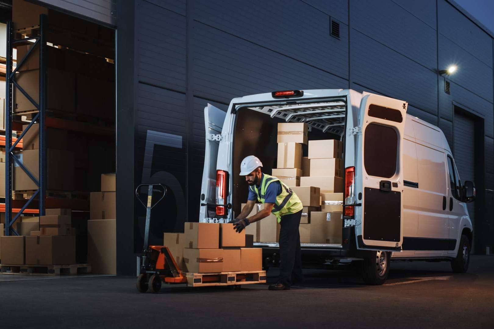 Servicio de calidad para el transporte terrestre internacional de mercancías, con Easy Trans