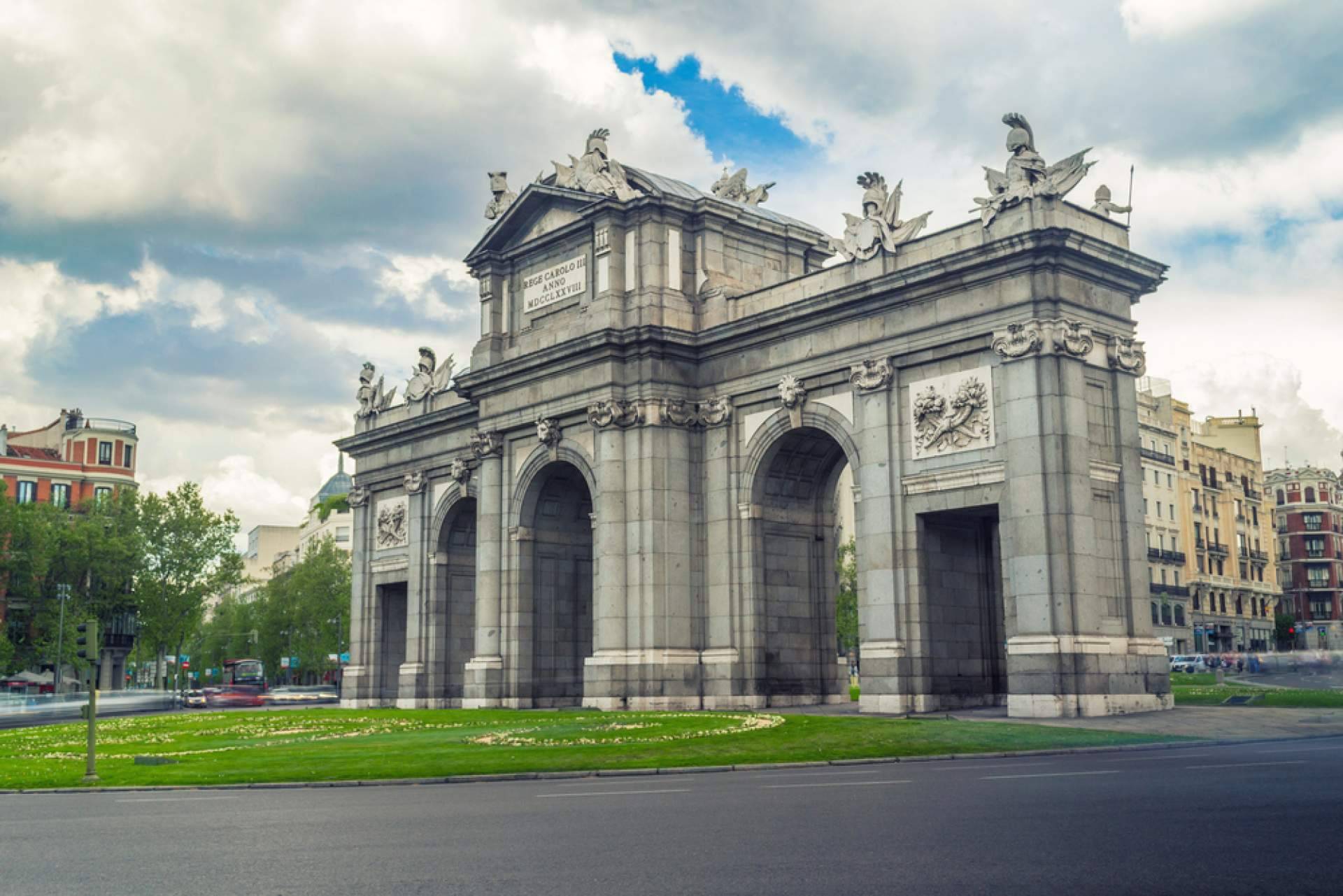 Conocer Madrid y alrededores en profundidad con las visitas guiadas y escapadas de Ventana a la Cultura