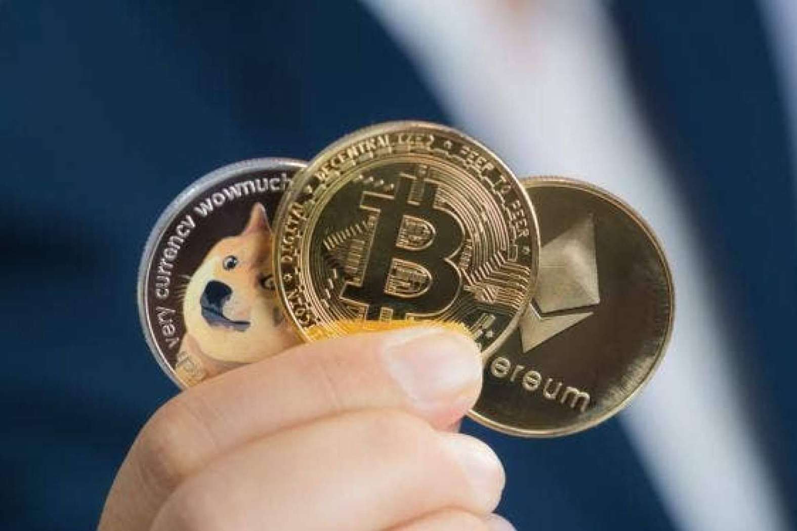 ¿Qué es Bitcoin con k? La creación de Zhao Nakamoto