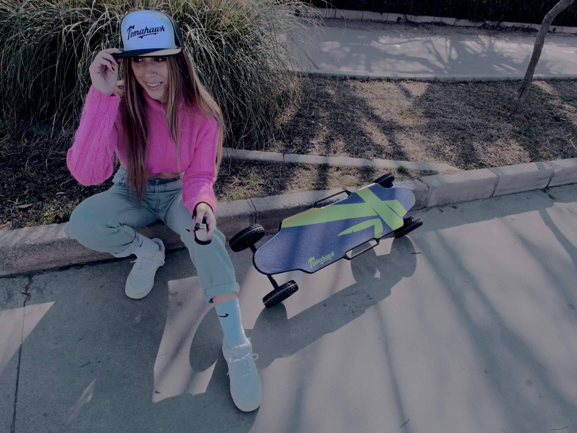 ¿Cuáles son los 6 puntos que se deben tener en cuenta para el mantenimiento de un skate eléctrico?