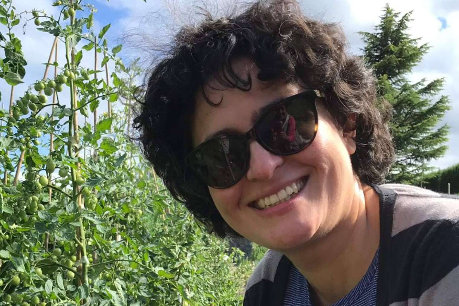 Gloria Gómez Aranzazu invita a reflexionar sobre la vida, el entorno y las diferentes formas de actuar en ‘Tener una actitud asertiva NO es fácil’