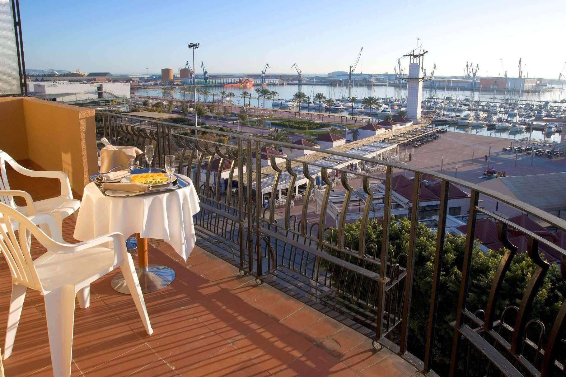 Establecimientos de hostelería en Plaza del Mar en el Grao de Castellón