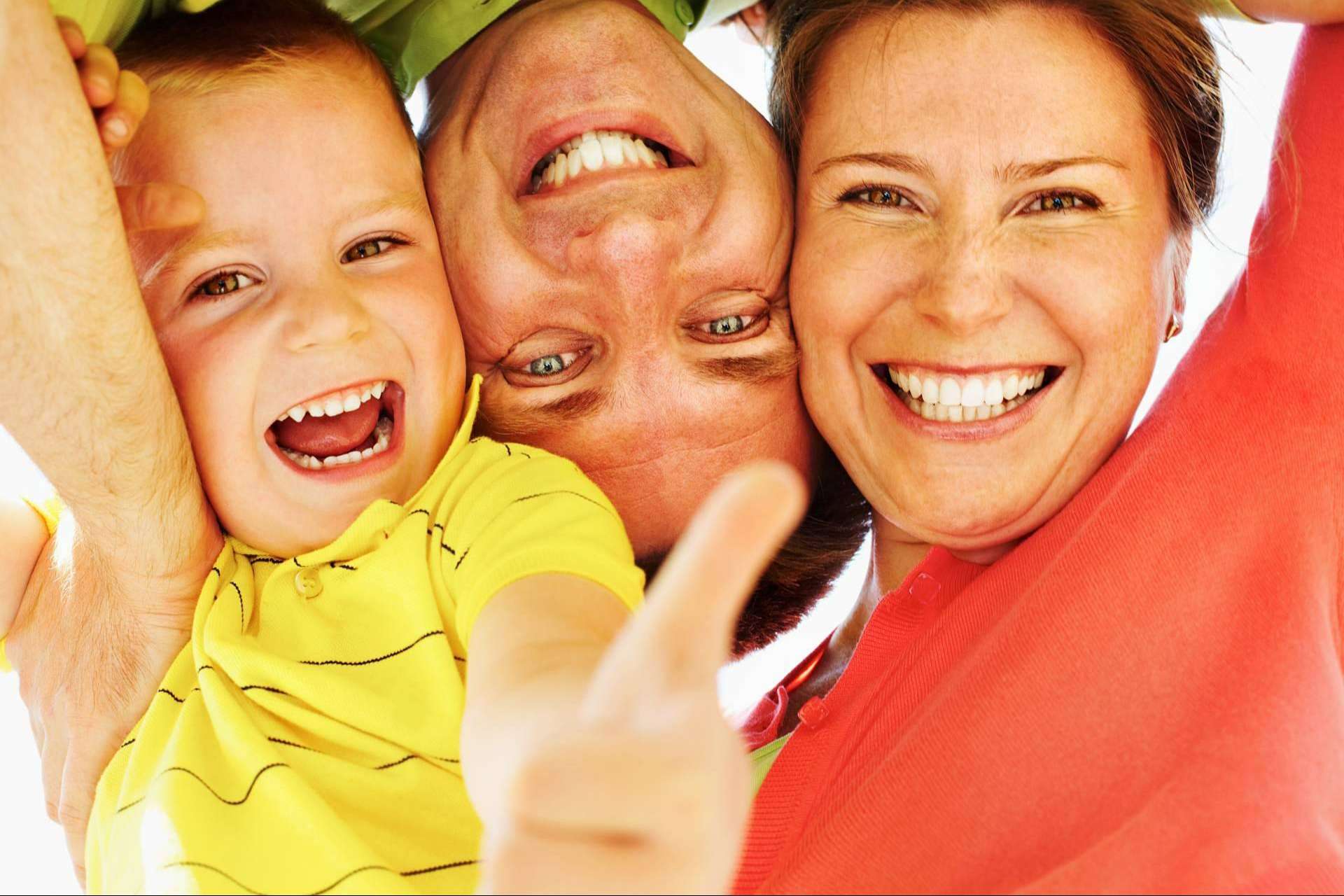 ¿Dónde encontrar unas vacaciones para familias en Semana Santa inolvidables? Escuela de Risoterapia de Madrid