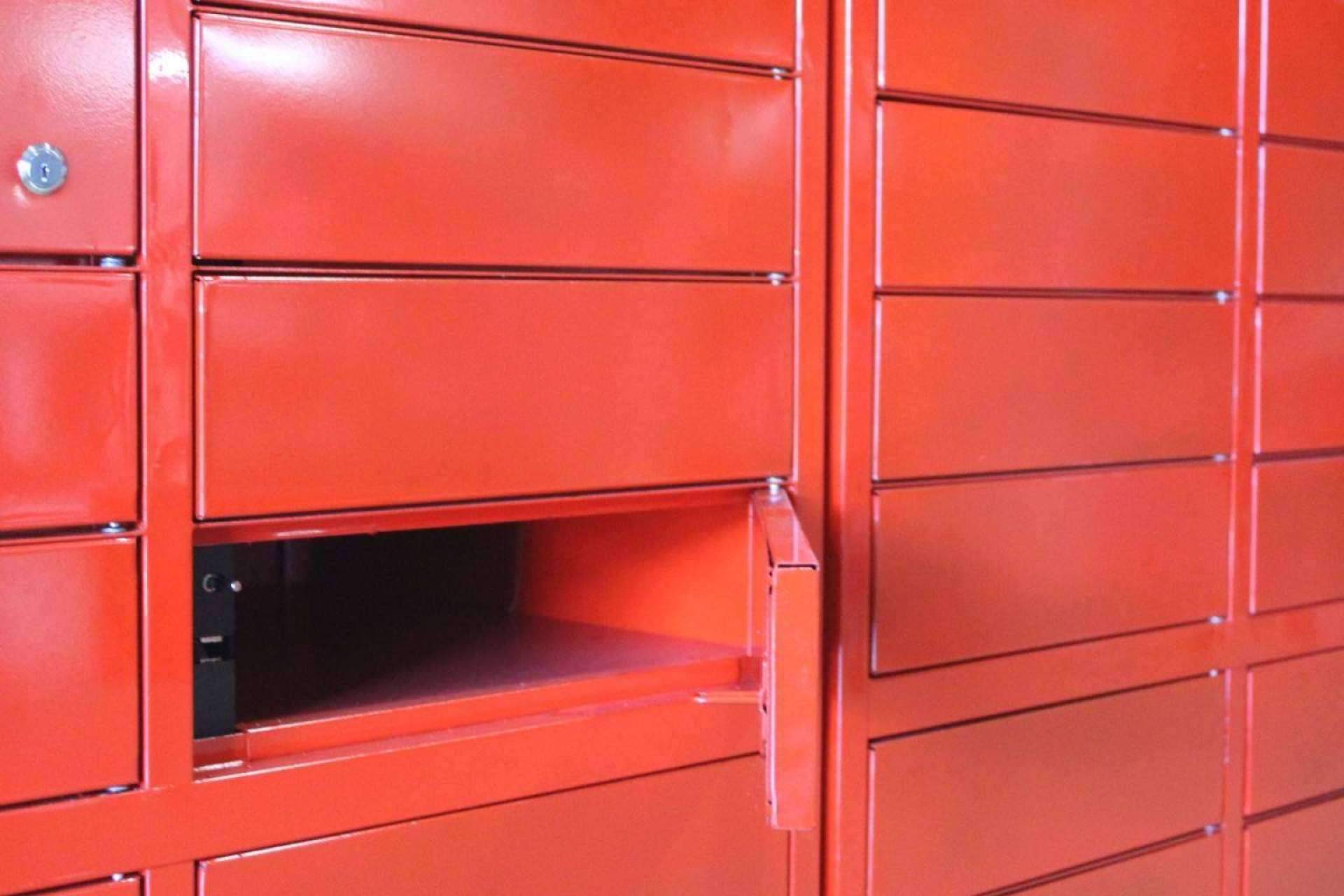 Constructores y desarrolladores confían en la nueva tendencia de lockers inteligentes para paquetería en edificios