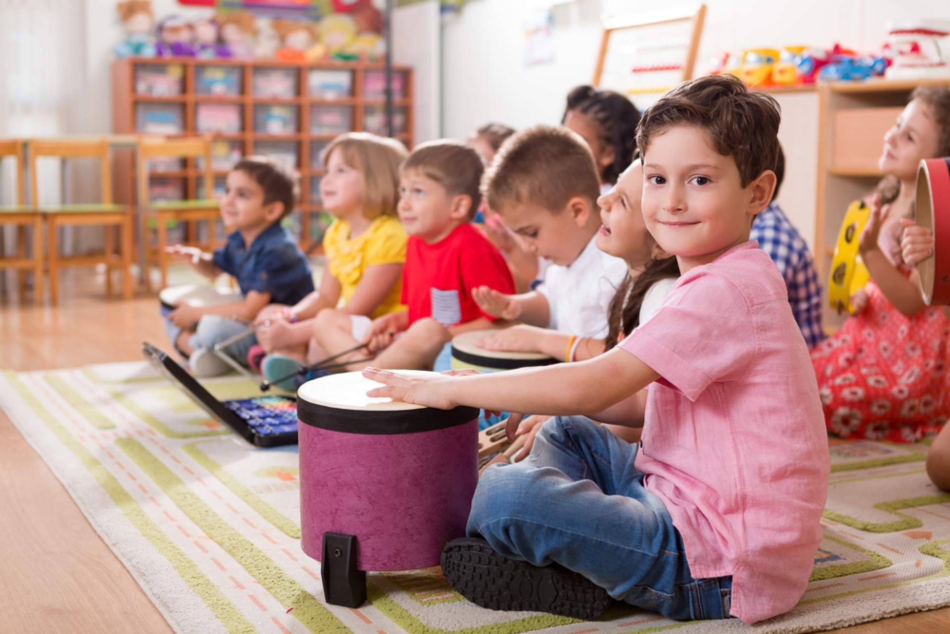 Pilares de la educación musical en los programas (Música y Movimiento) para niños y niñas de 3 a 6 años
