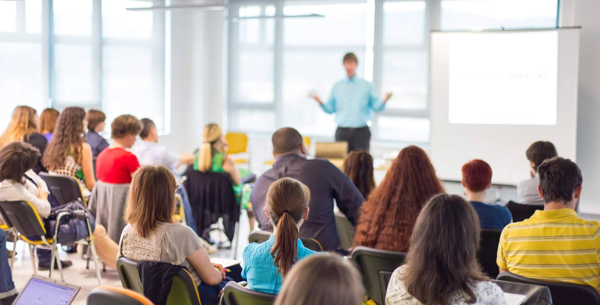 USTANI pretende revolucionar el ámbito educativo con sus programas de formación de coaching profesional