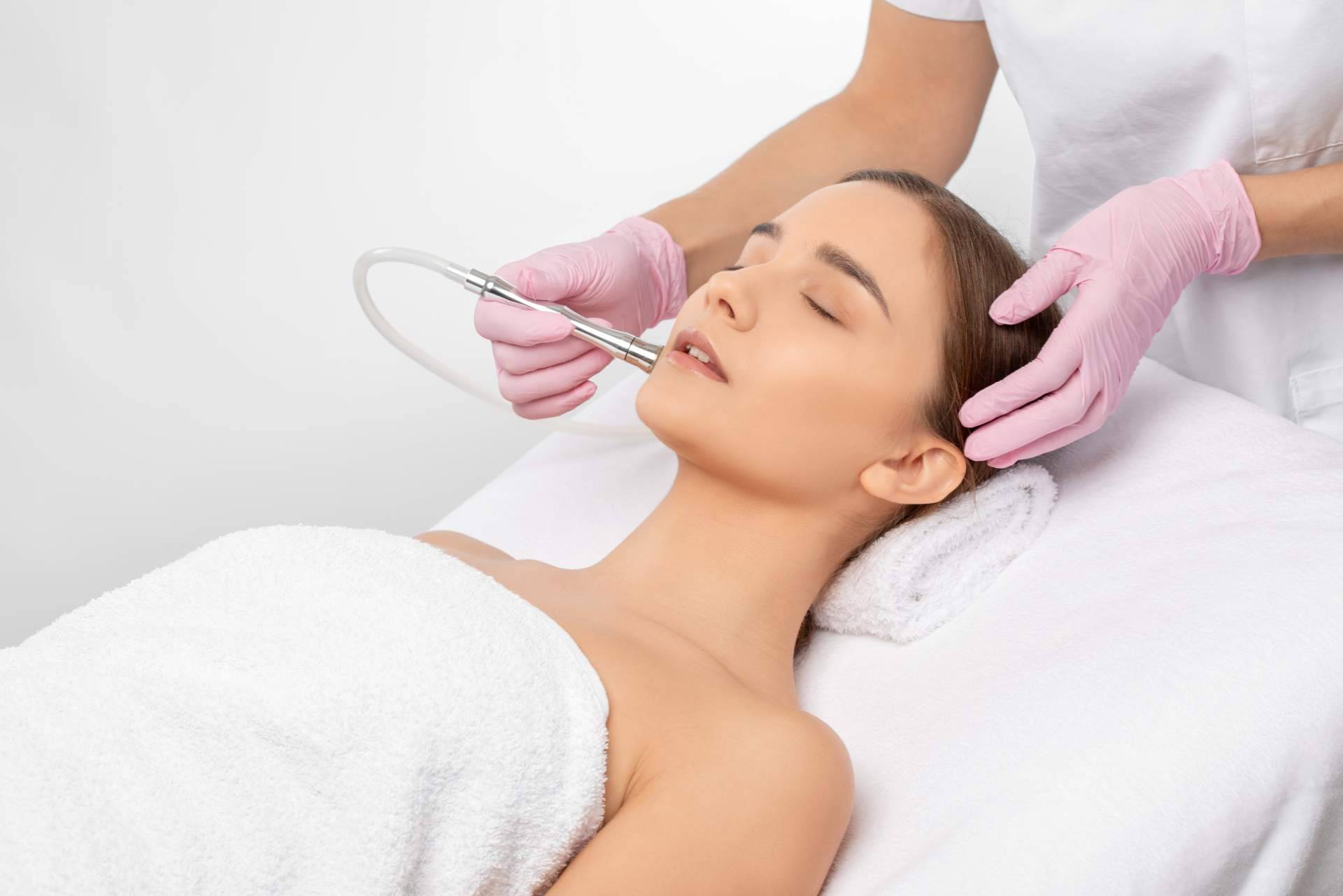 Los tratamientos de oxigenoterapia y microdermoabrasión de G&G Beauty para cuidar la piel
