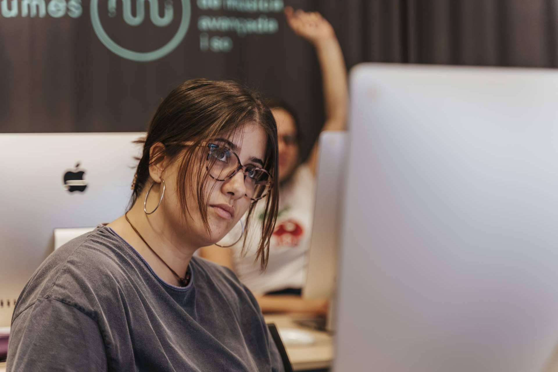 La escuela de producción musical EUMES destaca la importancia de colaborar con artistas