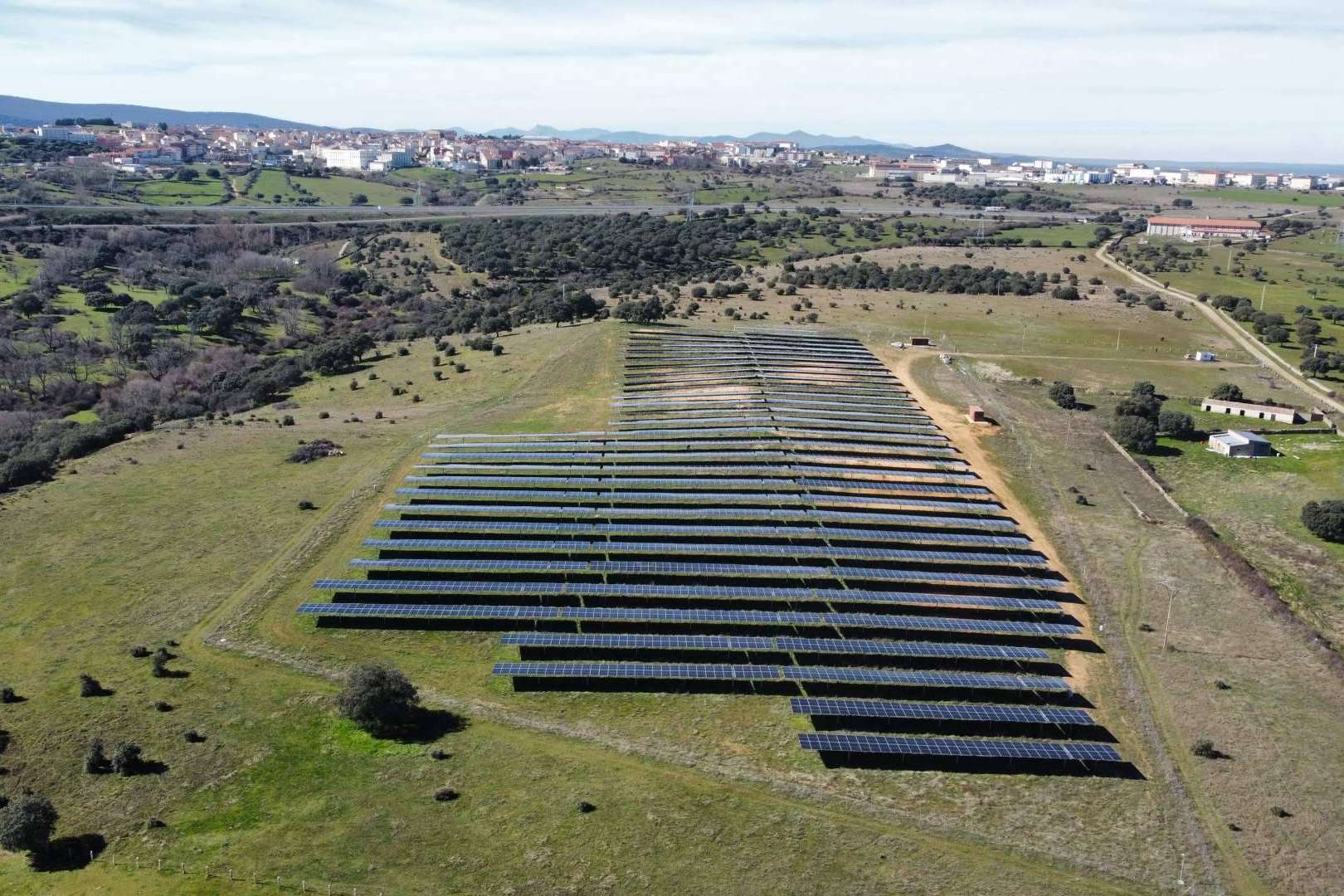 Desafíos y oportunidades en la energía solar; el papel de Artec Capital Energy en el camino hacia un futuro sostenible