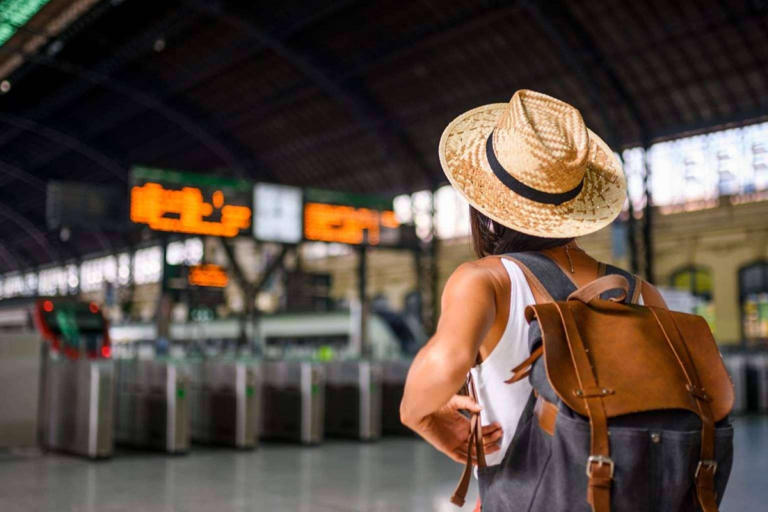 La agencia de viajes especializada en circuitos para grupos es Viajes Nevada