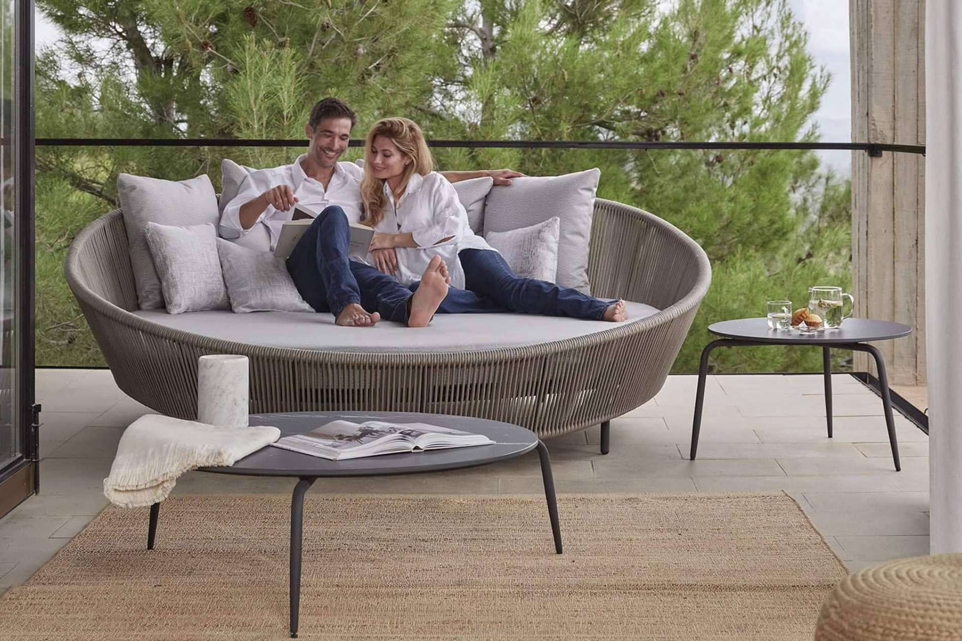 Tendencias en muebles de terraza y jardín con Decoración Beltrán