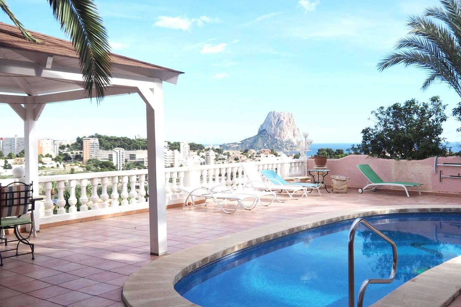 Alquiler turístico y de temporada en Calpe y Mutxamiel, con el equipo de Agatha Martínez