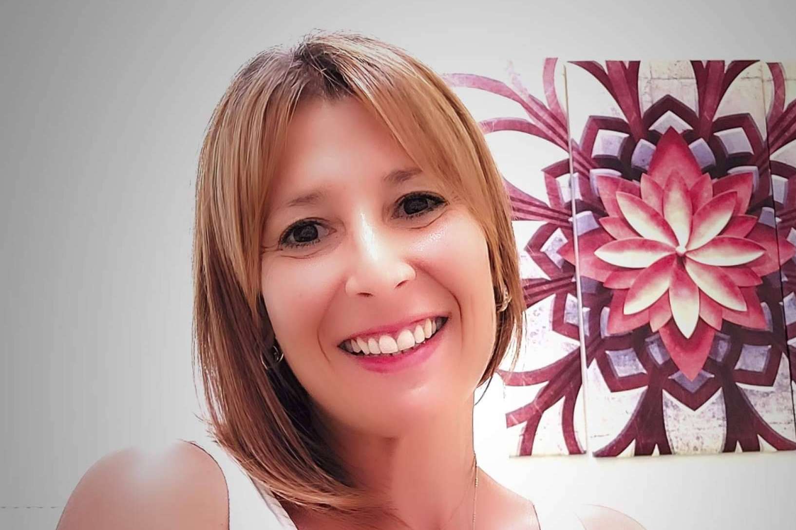 Esther Ruiz, la abogada experta en derecho civil, de familia, extranjería y sucesiones, concede esta entrevista