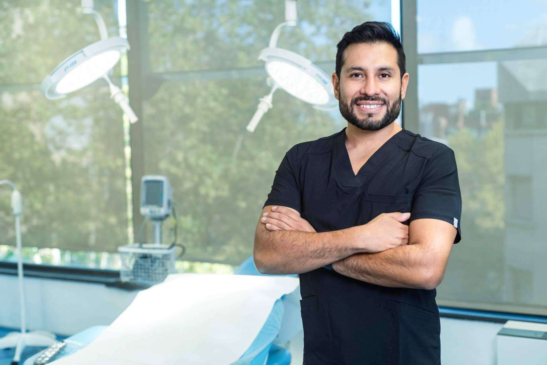 Injerto capilar con Dr. Chara en Barcelona