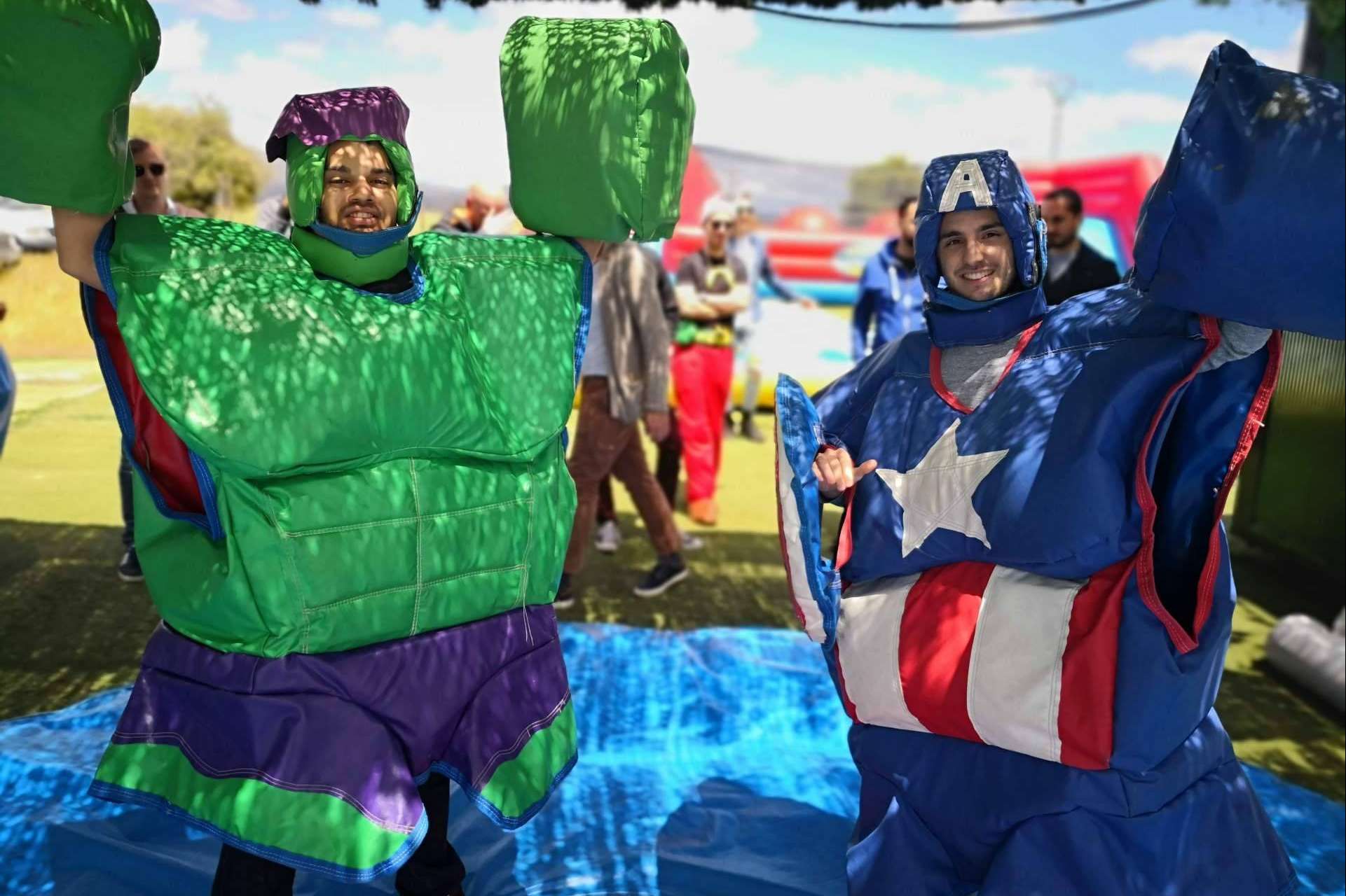 No Name Sport abre las puertas al original mundo de Humor Amarillo en Madrid