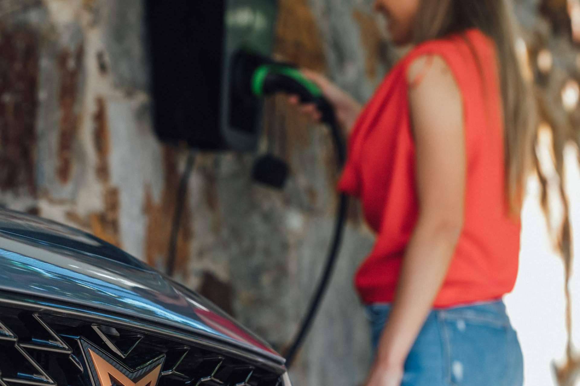 Ecotech, fabricación e instalación de cargadores de coches eléctricos